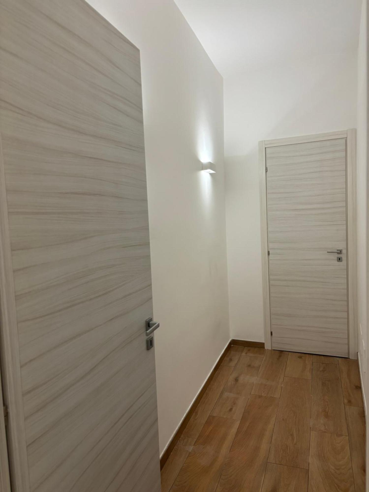 Perni Rooms パレルモ エクステリア 写真